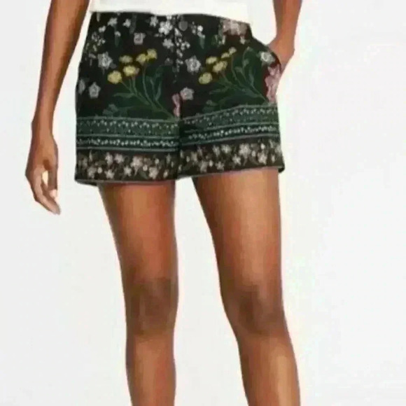 Old Navy Womens Multicolor Floral Print Flat Front Trouser Summer Shorts Size 8 - Picture 1 of 9